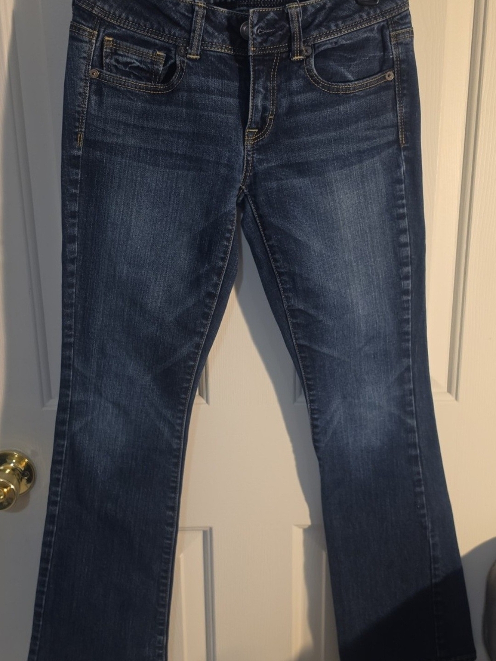 American Eagle Outfitters Dark Blue Flare Jeans Size 2 Short Kick Boot Stretch
